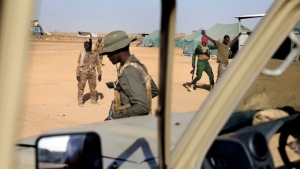 فرنسا ساخطة...عسكريون روس في شمال ووسط مالي وسقوط جرحى في أول اشتباك مسلح