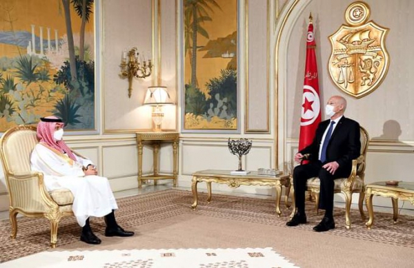 من مصر إلى تونس...من أين يستمد المحور الإماراتي قوته في صناعة الانقلابات؟