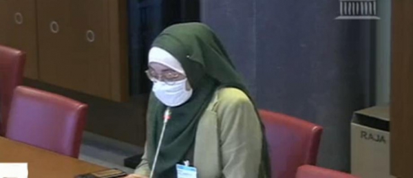 نواب يغادرون القاعة احتجاجا على حضورها...حجاب طالبة مسلمة يلغي جلسة في البرلمان الفرنسي