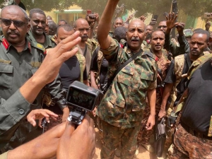 للعبرة...السودان ينزف..وفشل دولته يقترب من نقطة اللاعودة