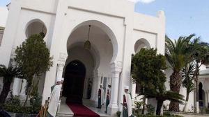 متى كان قرار العهدة الأولى أو الثانية بيد الشعب؟