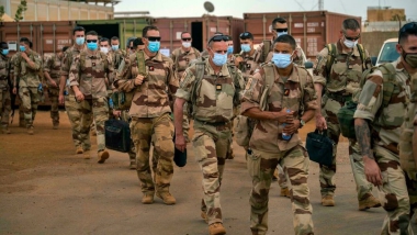 انسحاب قواتها من شمال مالي...فرنسا ترفض أي تسوية سياسية بين باماكو والمسلحين