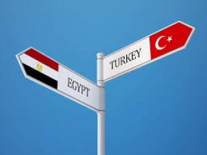 أعادت تقويم إستراتيجيتها... لماذا أعادت تركيا ضبط سياستها تجاه مصر؟