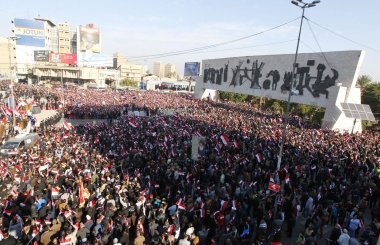 مظاهرات العراق تشعل النزاع القديم بين الصدريين والقوى الشيعية التقليدية