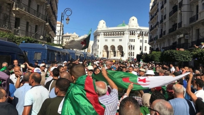 الأمة الجزائرية خرجت في أكثر الولايات لتجديد رفضها لاقتراع 12 ديسمبر القادم