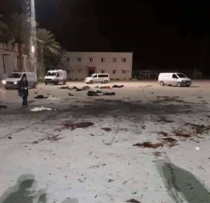 قصف مدرسة عسكرية: الطيران الإماراتي الداعم لمجرم الحرب، حفتر&quot;، يرتكب مجزرة في طرابلس